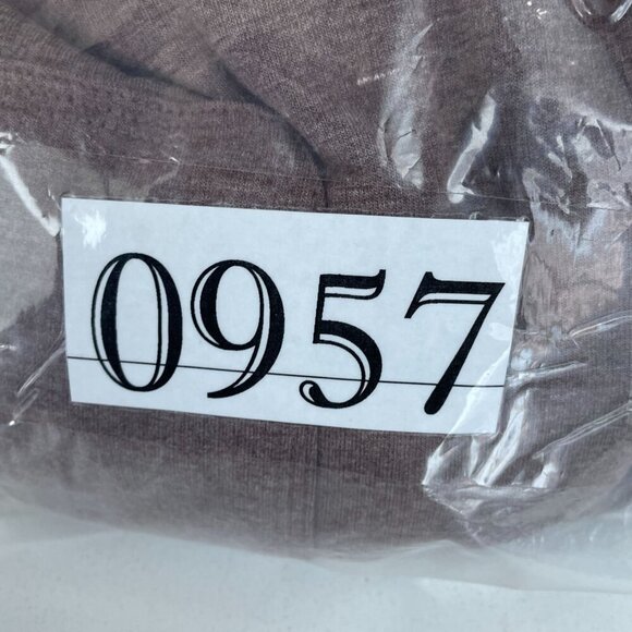 Bass Outdoor Mens XXL Long Sleeve Pocket Tee In Rum Raisin Color NWT 0957 - Picture 9 of 10